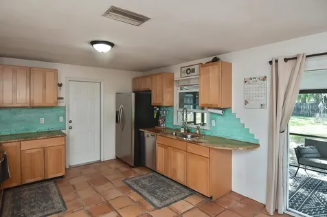 5620 Antoinette Street Sarasota FL 34232