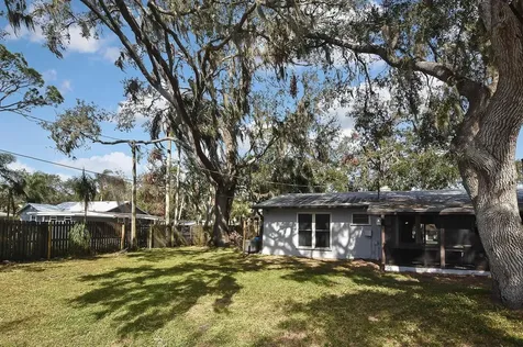 5620 Antoinette Street Sarasota FL 34232