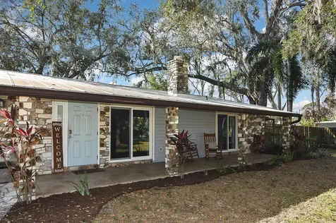5620 Antoinette Street Sarasota FL 34232
