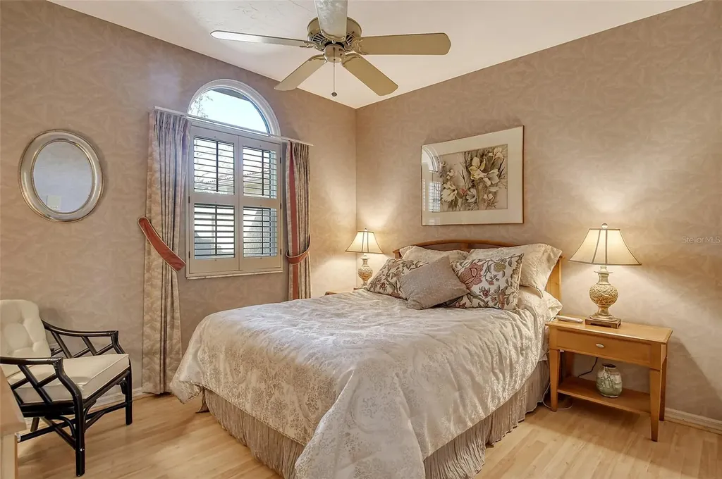 3416 W Chelmsford Court Sarasota FL 34235