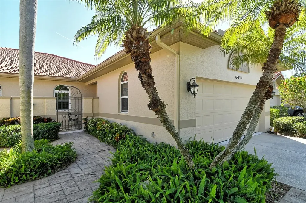 3416 W Chelmsford Court Sarasota FL 34235