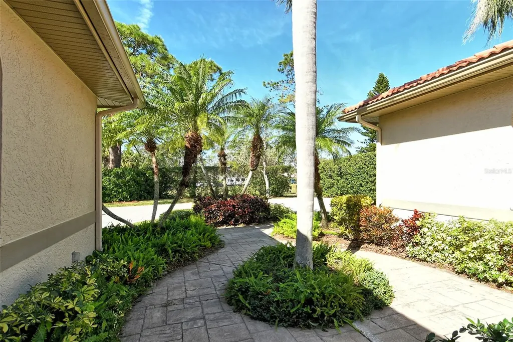 3416 W Chelmsford Court Sarasota FL 34235