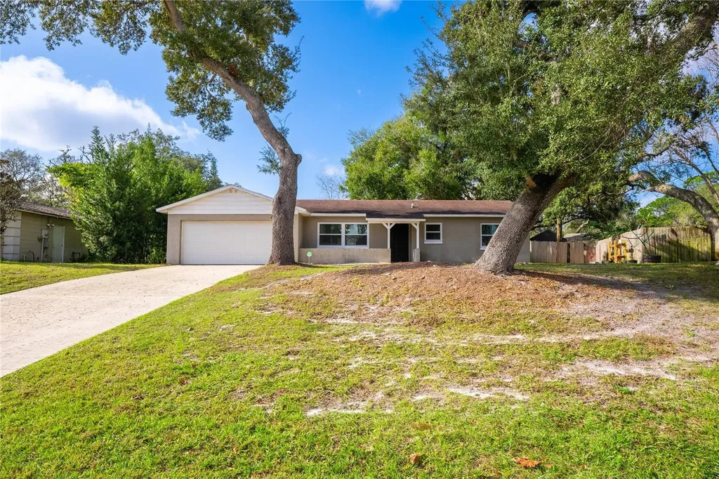 332 Hidden Lake Drive Sanford FL 32773