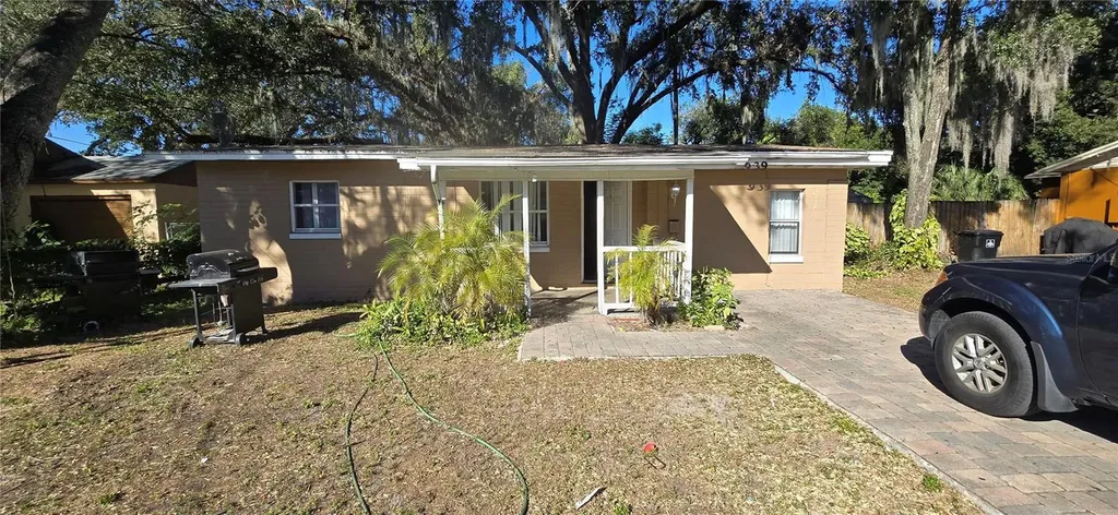 939 Indiana Street Orlando FL 32805