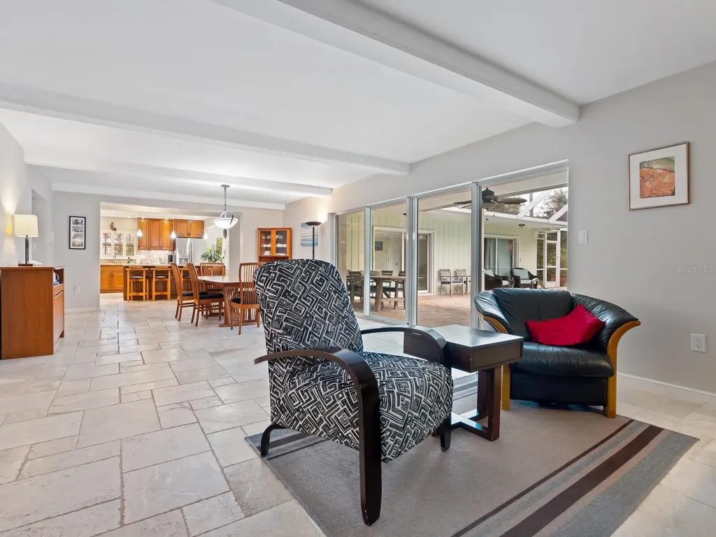 7331 Westmoreland Drive Sarasota FL 34243