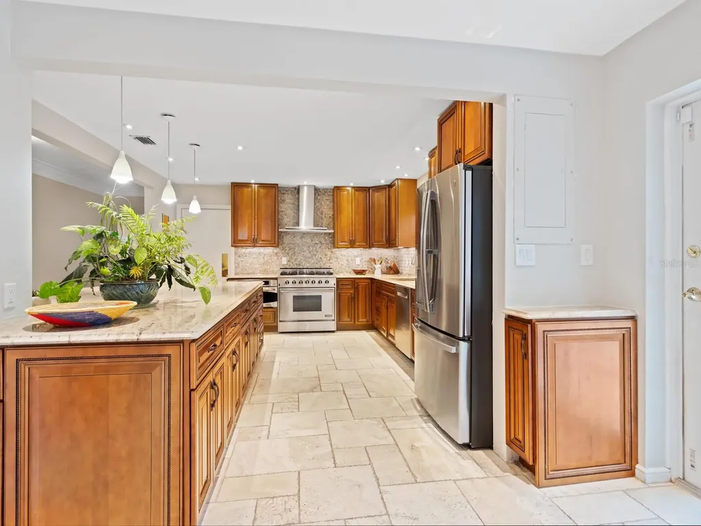 7331 Westmoreland Drive Sarasota FL 34243