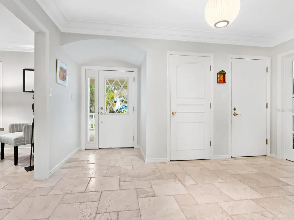 7331 Westmoreland Drive Sarasota FL 34243