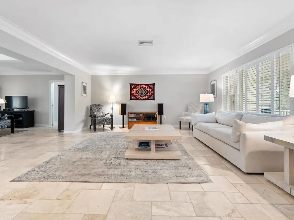 7331 Westmoreland Drive Sarasota FL 34243