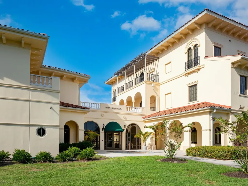 7331 Westmoreland Drive Sarasota FL 34243