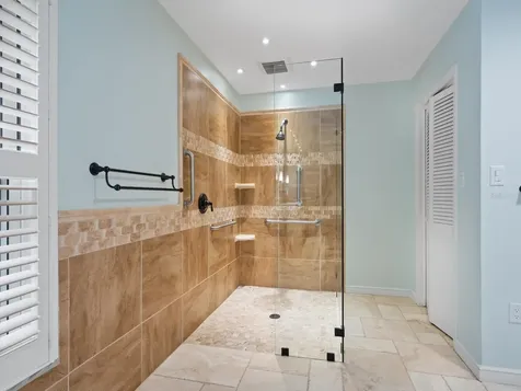 7331 Westmoreland Drive Sarasota FL 34243