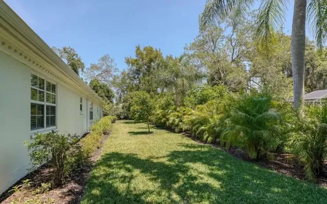 7331 Westmoreland Drive Sarasota FL 34243