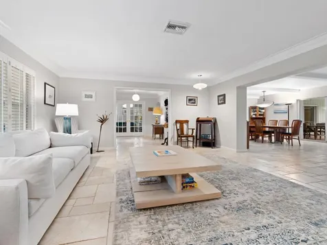 7331 Westmoreland Drive Sarasota FL 34243