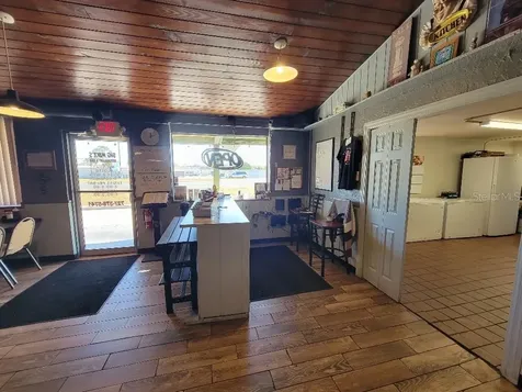 16103 Us Highway 19 Hudson FL 34667