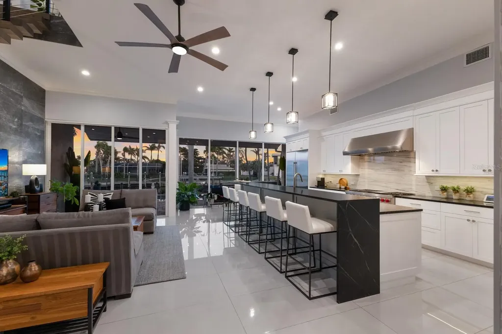367 W Royal Flamingo Drive Sarasota FL 34236