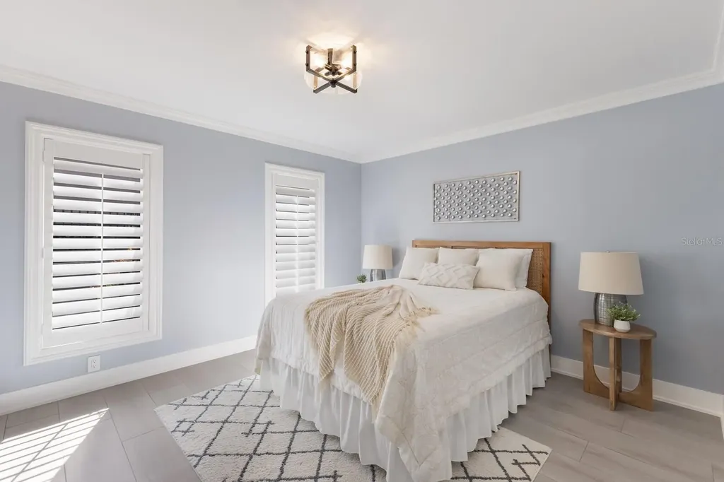 367 W Royal Flamingo Drive Sarasota FL 34236
