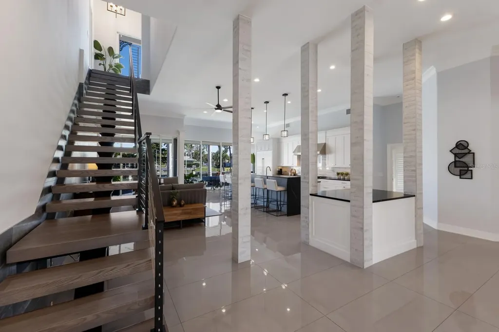 367 W Royal Flamingo Drive Sarasota FL 34236