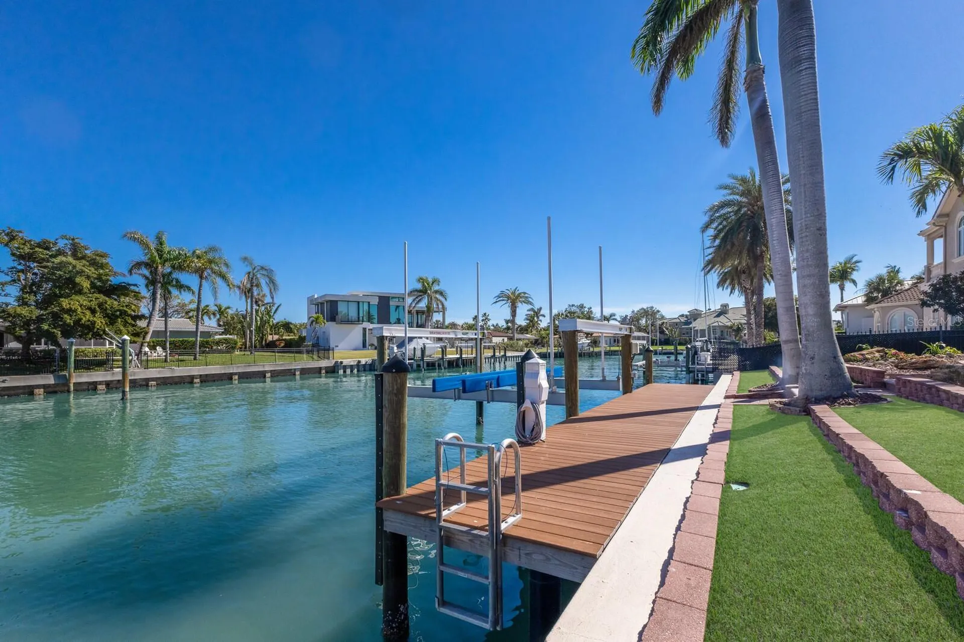 367 W Royal Flamingo Drive Sarasota FL 34236