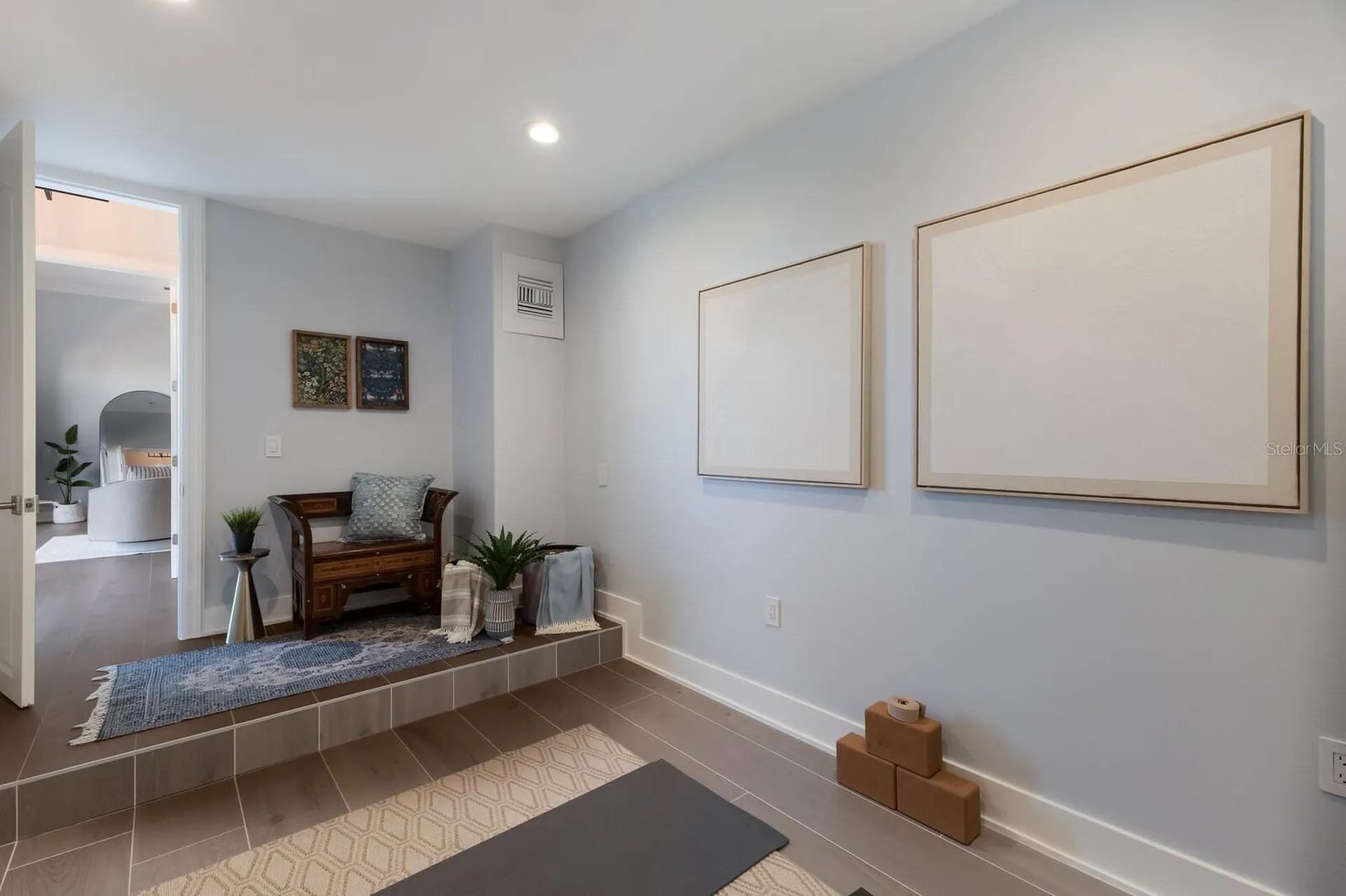 367 W Royal Flamingo Drive Sarasota FL 34236