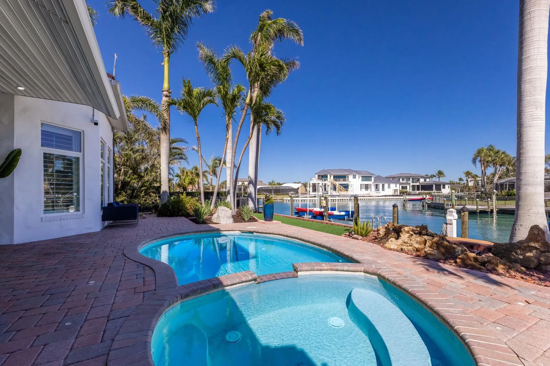 367 W Royal Flamingo Drive Sarasota FL 34236