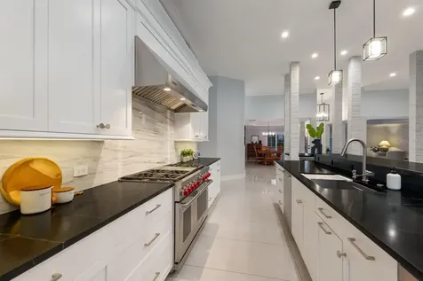 367 W Royal Flamingo Drive Sarasota FL 34236