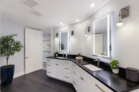 367 W Royal Flamingo Drive Sarasota FL 34236
