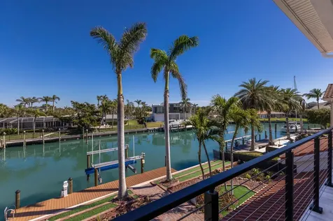 367 W Royal Flamingo Drive Sarasota FL 34236