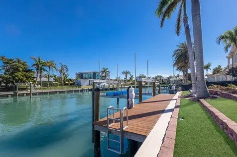 367 W Royal Flamingo Drive Sarasota FL 34236