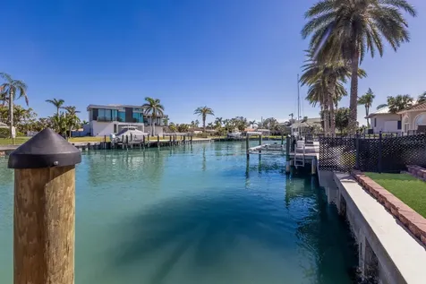 367 W Royal Flamingo Drive Sarasota FL 34236