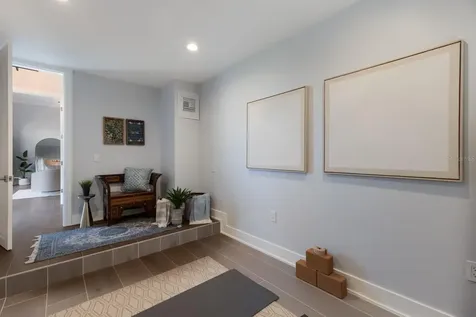 367 W Royal Flamingo Drive Sarasota FL 34236
