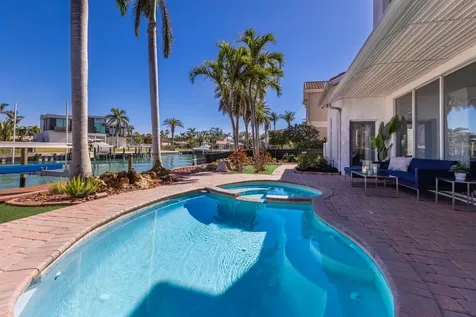 367 W Royal Flamingo Drive Sarasota FL 34236