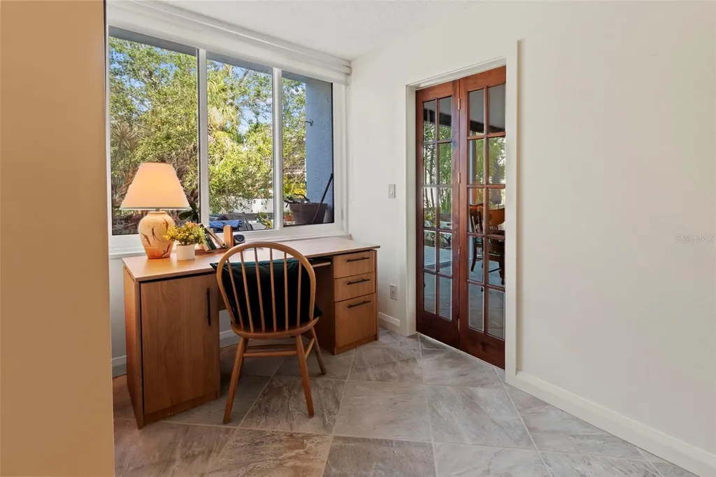 832 Bayport Way Longboat Key FL 34228