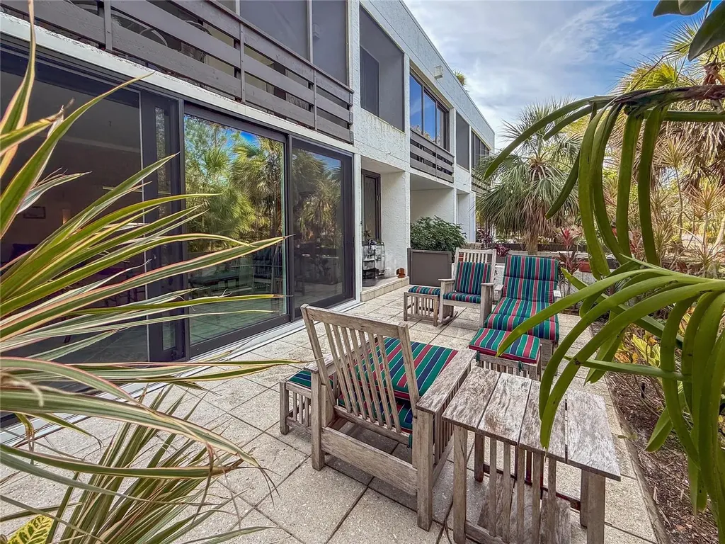 832 Bayport Way Longboat Key FL 34228
