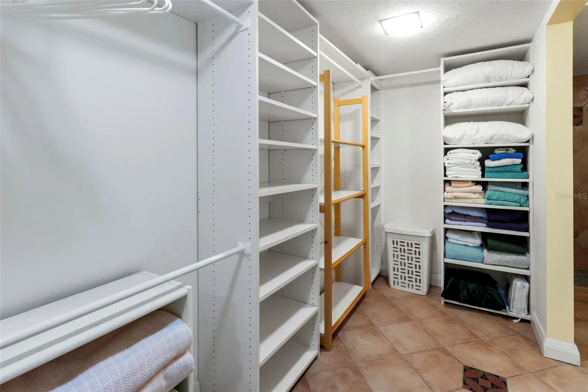 832 Bayport Way Longboat Key FL 34228