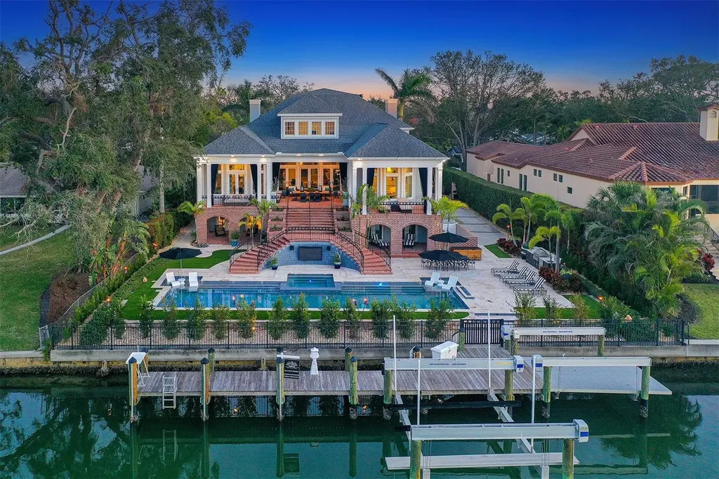 1541 Bay Point Drive Sarasota FL 34236