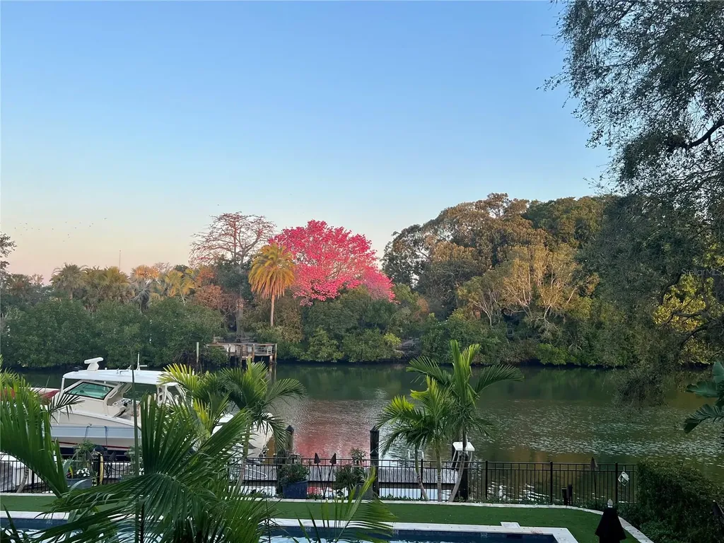 1541 Bay Point Drive Sarasota FL 34236