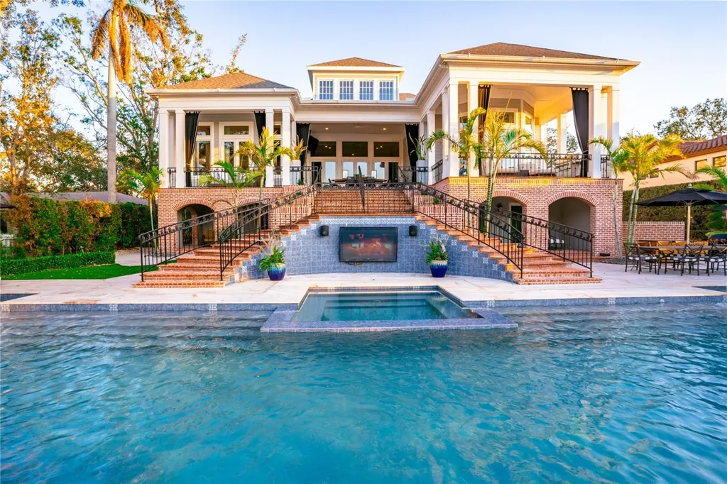 1541 Bay Point Drive Sarasota FL 34236