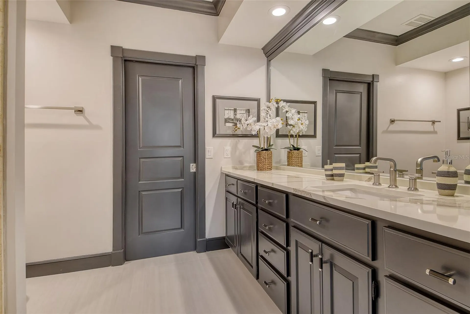 1541 Bay Point Drive Sarasota FL 34236