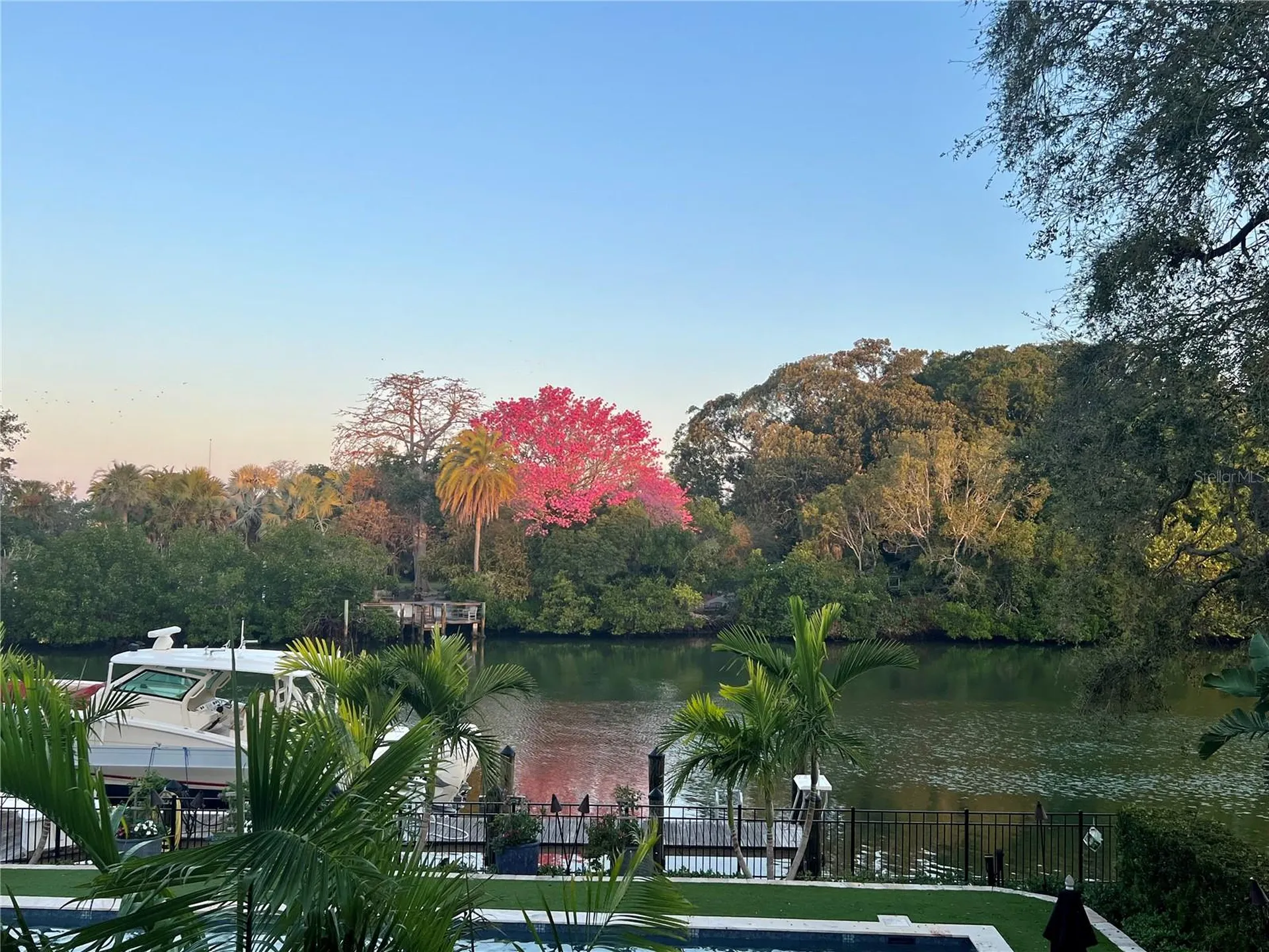 1541 Bay Point Drive Sarasota FL 34236