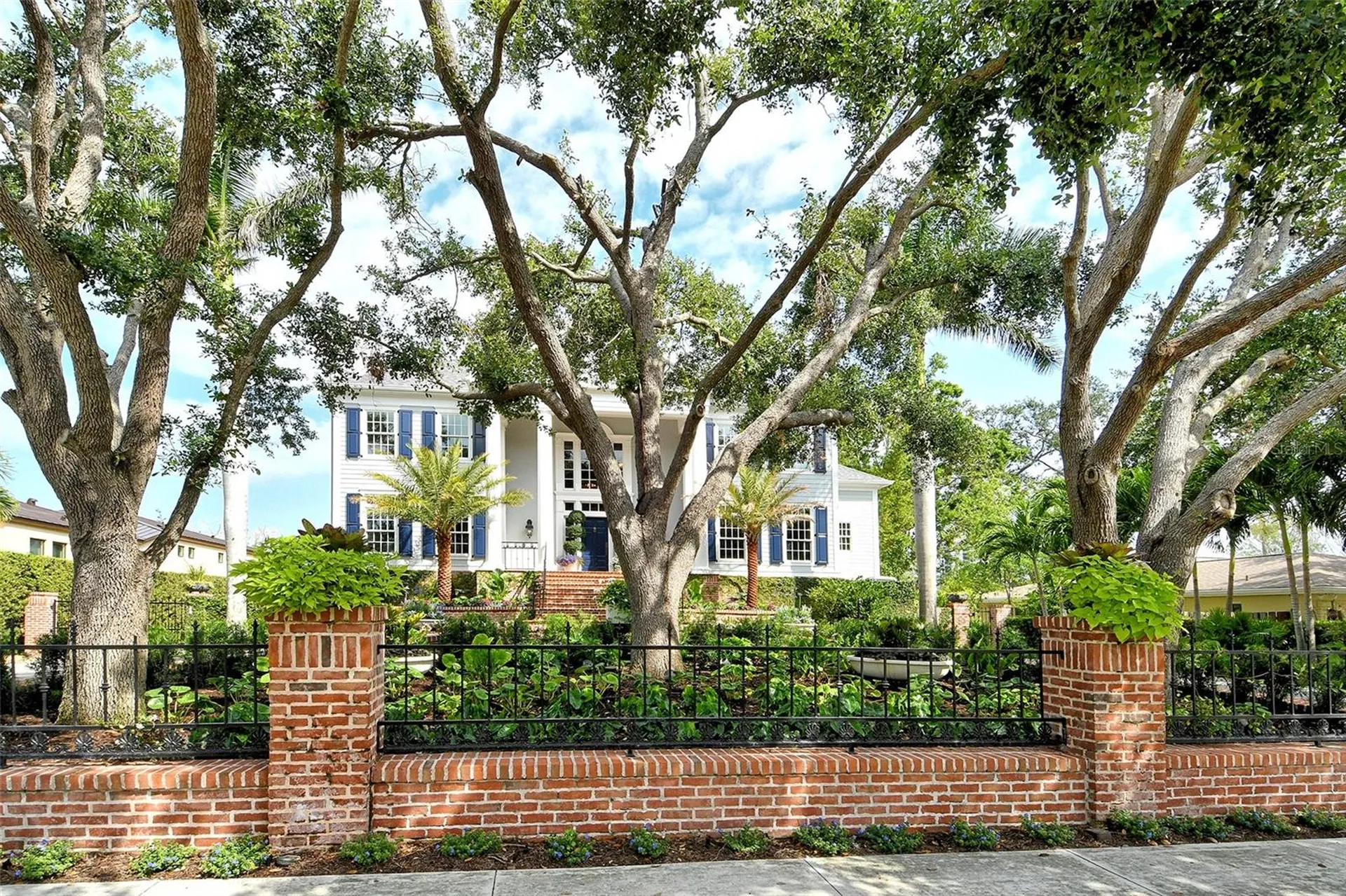 1541 Bay Point Drive Sarasota FL 34236