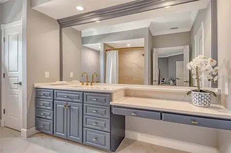1541 Bay Point Drive Sarasota FL 34236