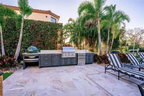1541 Bay Point Drive Sarasota FL 34236