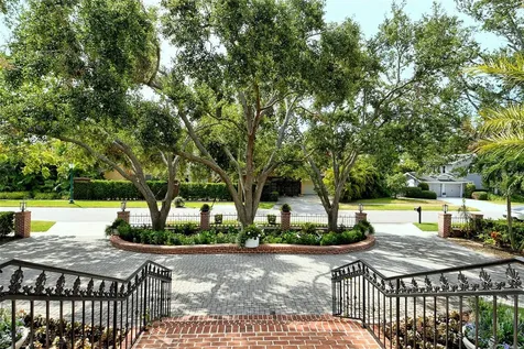 1541 Bay Point Drive Sarasota FL 34236