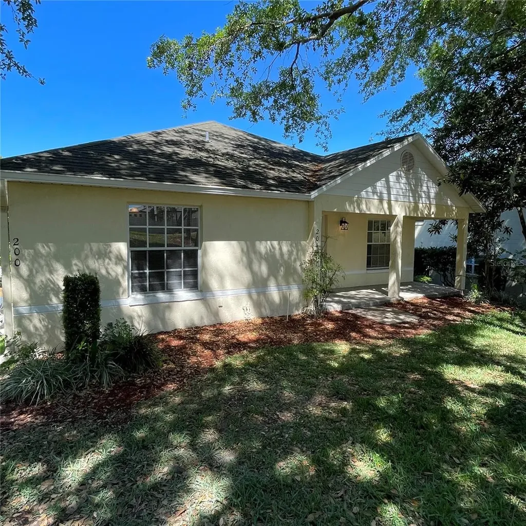 204 E Minnehaha Avenue Clermont FL 34711