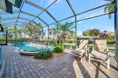 3907 4th Avenue NE Bradenton FL 34208