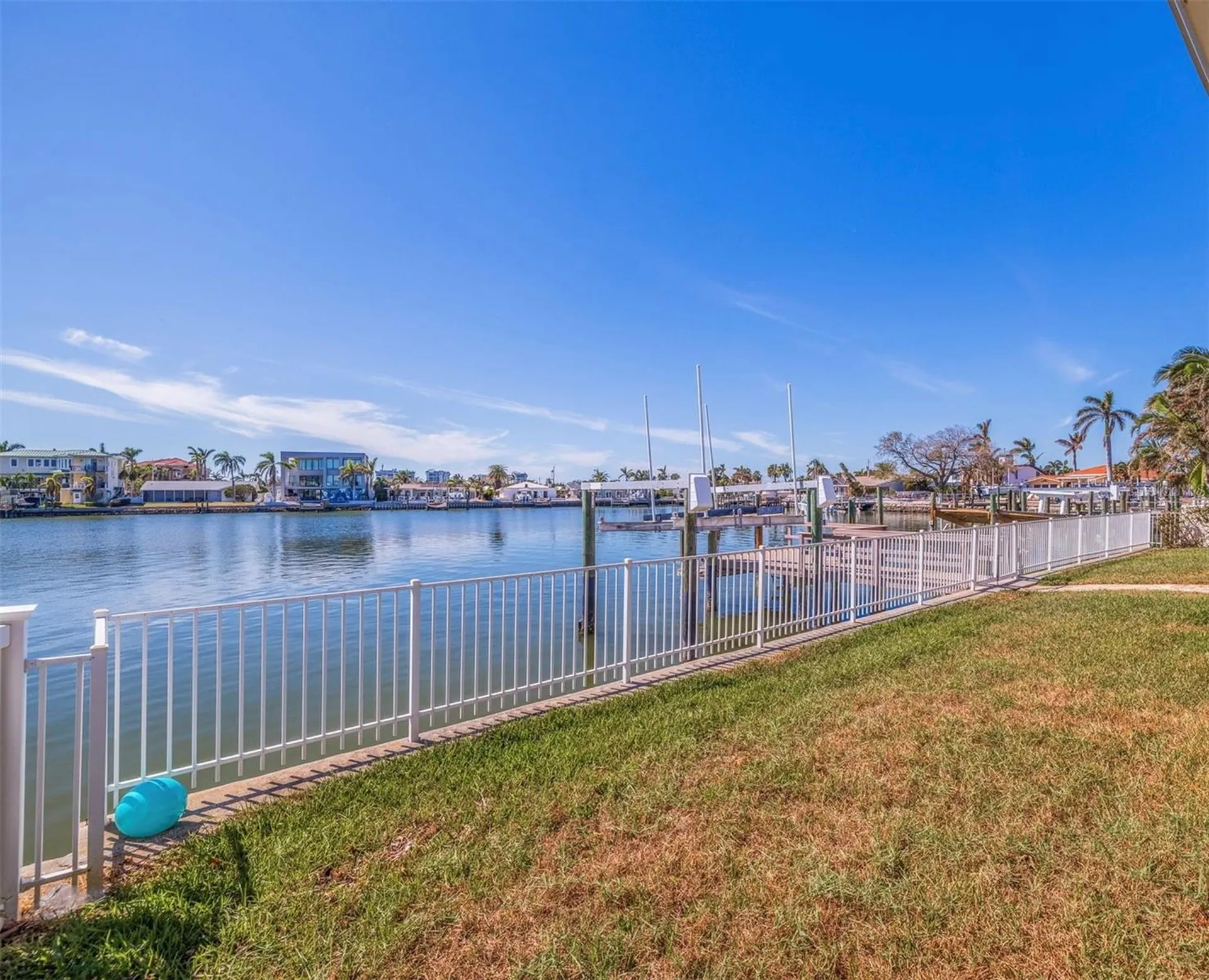 7874 9th Avenue S St Petersburg FL 33707