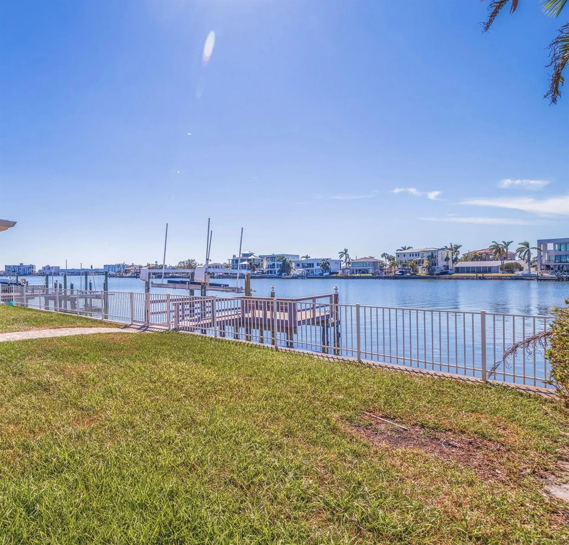 7874 9th Avenue S St Petersburg FL 33707