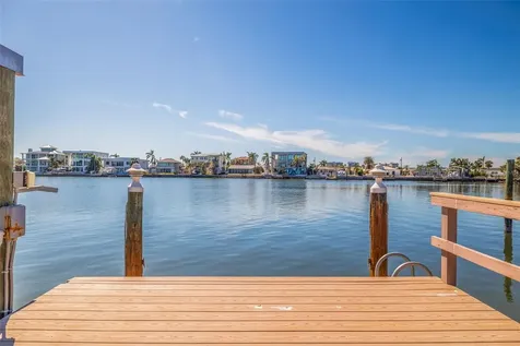 7874 9th Avenue S St Petersburg FL 33707