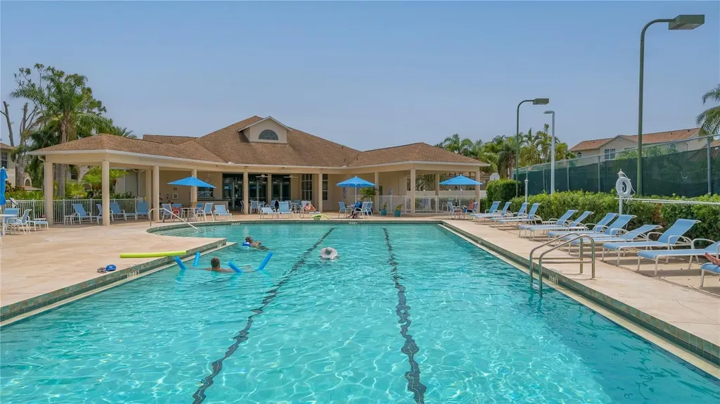 8370 Wingate Drive Sarasota FL 34238