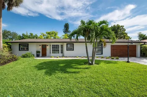3047 Bougainvillea Street Sarasota FL 34239