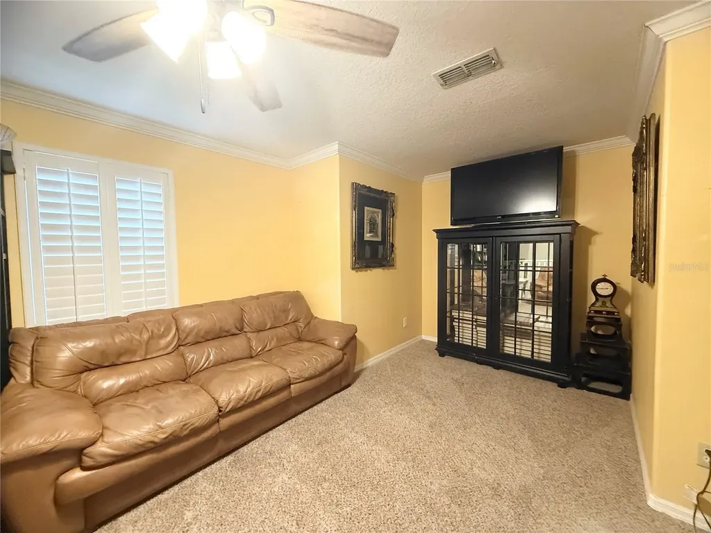 8557 La Isla Drive Kissimmee FL 34747